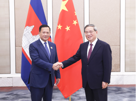 李强会见柬埔寨首相洪玛奈