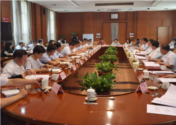 省住房城乡建设厅召开厅长办公会议邀请专家代表共同研究“齐鲁建造”品牌遴选有关工作