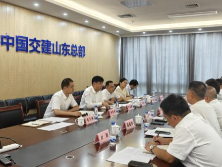 省住房城乡建设厅党组书记任海涛到驻鲁建筑业央企调研建筑业发展工作3